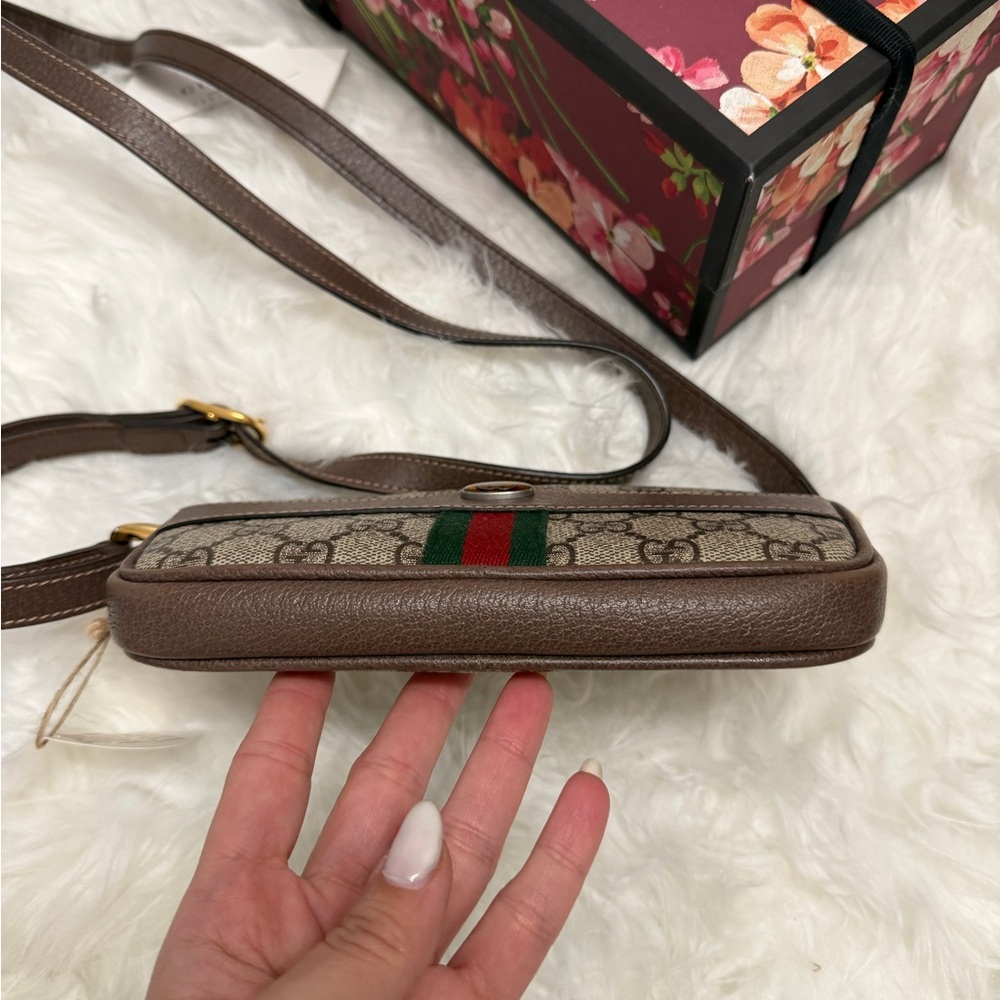 Gucci Brown Crossbody Bag with Signature Pattern - Picture 6 of 15